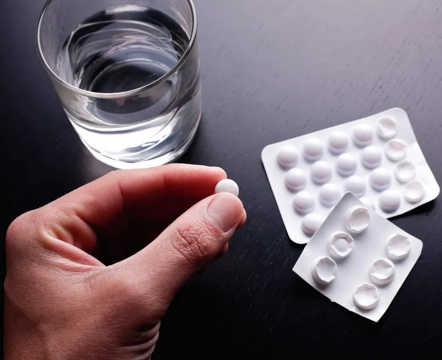 
                                                                                            Hvad er et smertestillende middel? Hvad gør det? Hvad er smertestillende lægemidler?
                                            